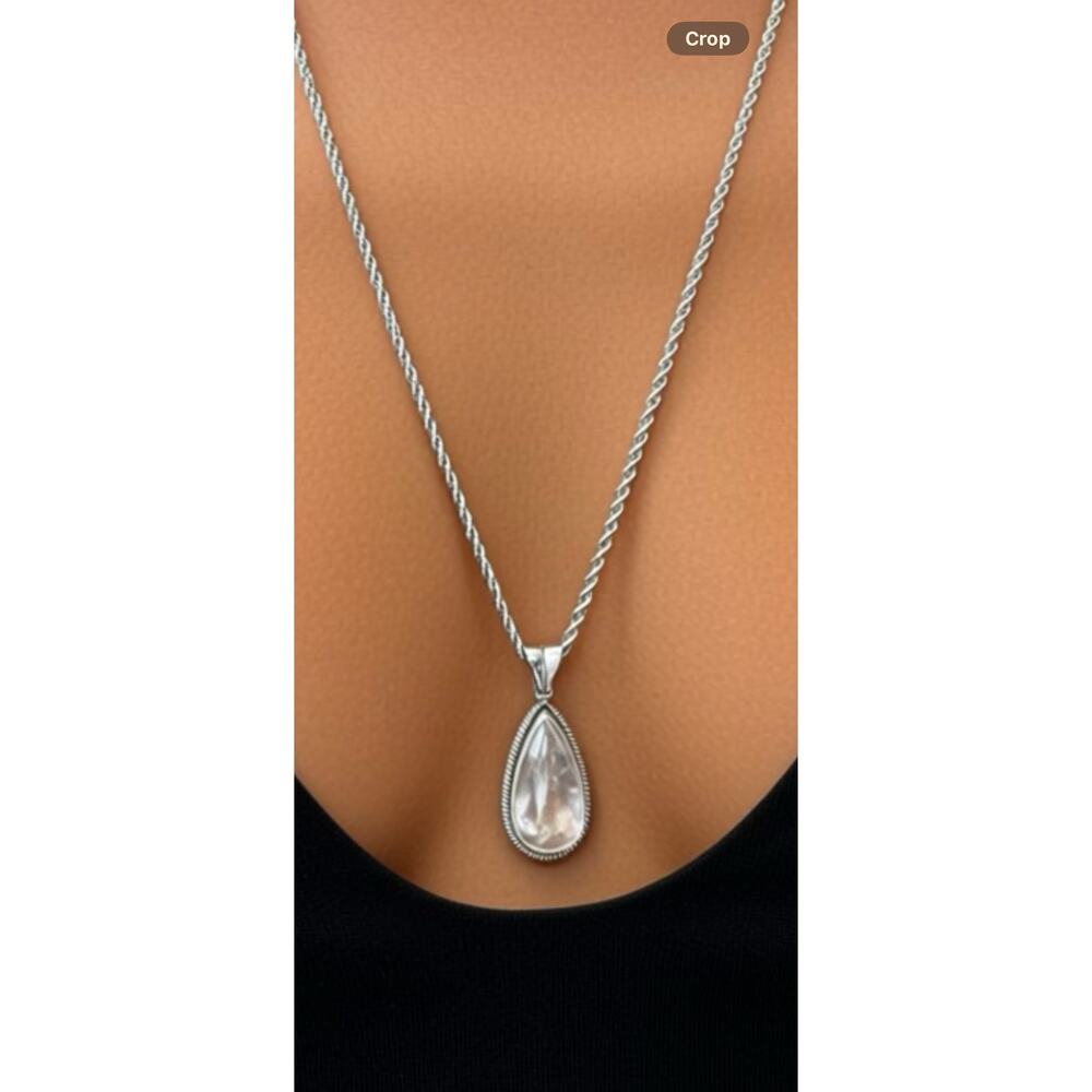 Vintage Silver Tone Teardrop Crystal Pendant Necklace 24 Inch